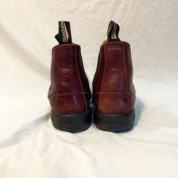 Men’s Blundstone boots. - Picture 2 of 5